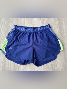 Under Armour Women’s Blue And White Loose Fit Active Running Shorts Size Small